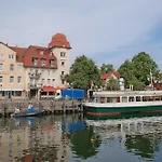 Hotel Am Alten Strom 3*
