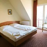 Отель Am Alten Strom 3*