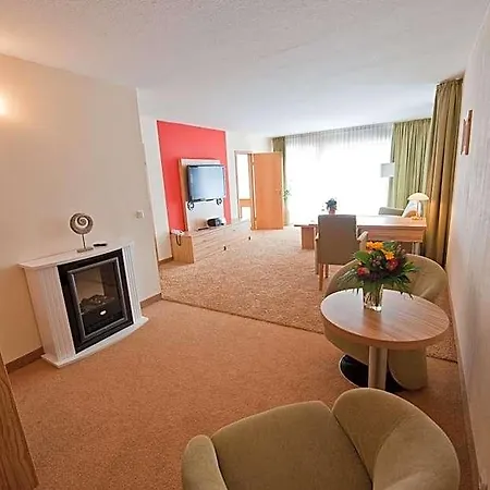 Hotel Am Alten Strom 3*