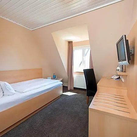 Am Alten Strom 3* Росток