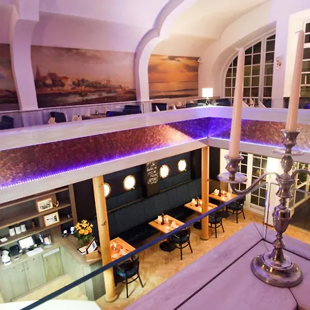 Отель Am Alten Strom 3*