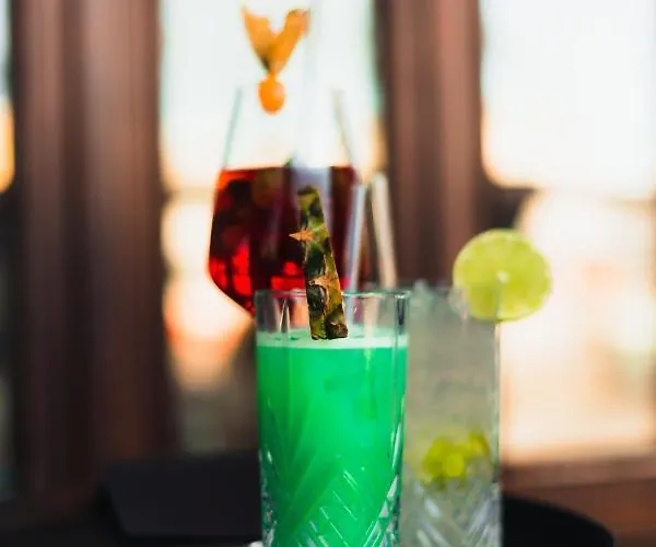 Отель Am Alten Strom Росток